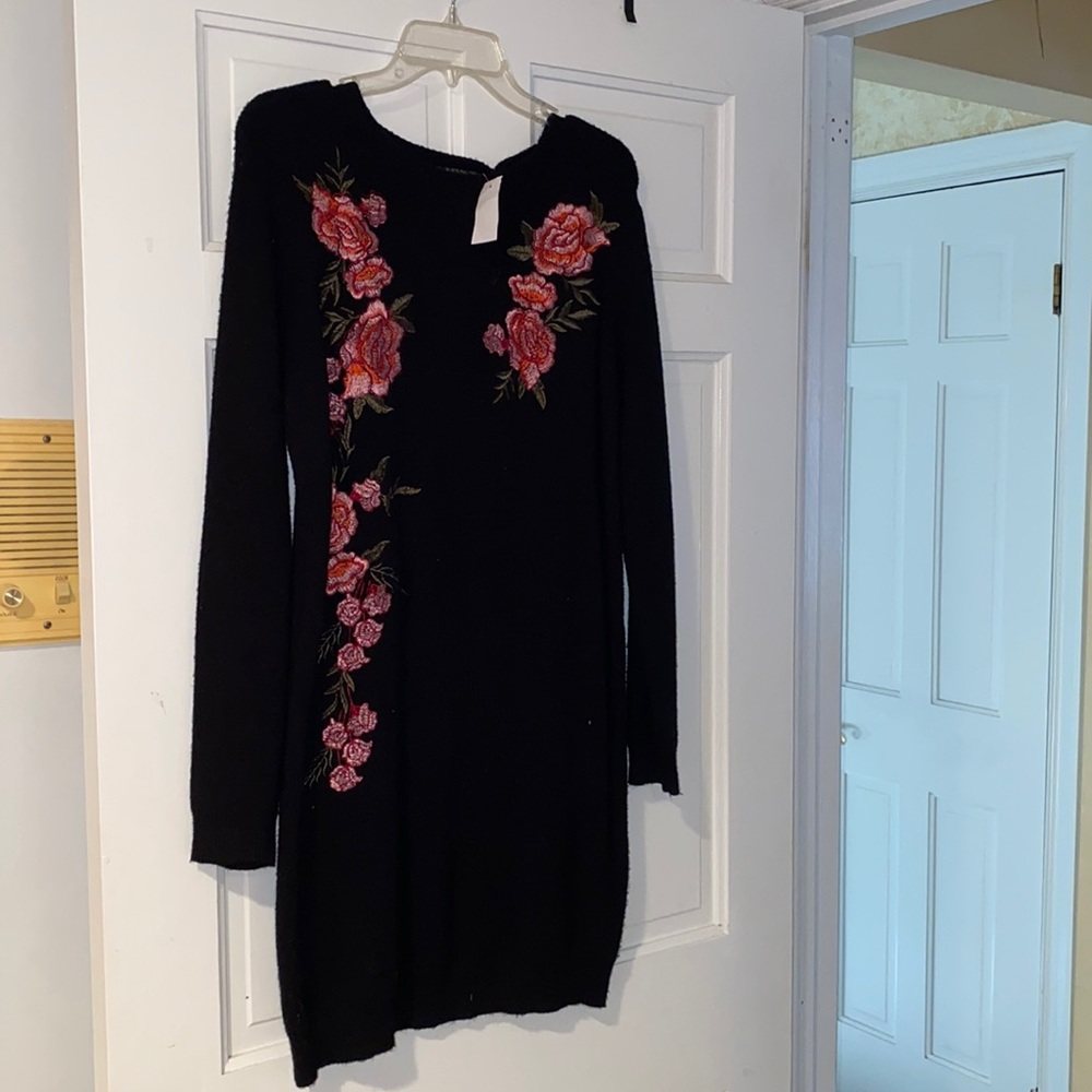 NWT LF Stores Rose Embroidered Sweater Dress in size S/M